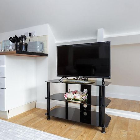 Luxury Burgess Apartments Close To Soton General Hospital Саутхамптън Стая снимка
