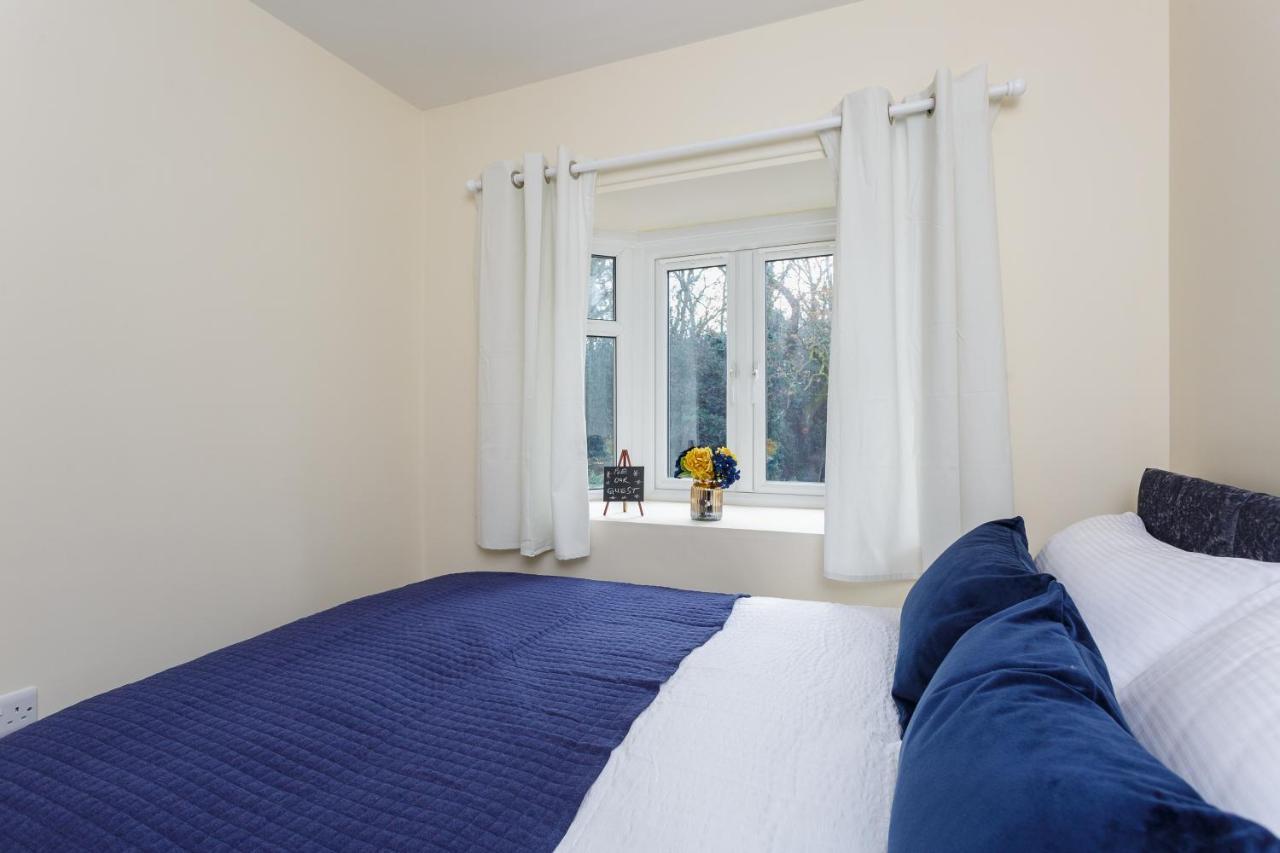 Luxury Burgess Apartments Close To Soton General Hospital Саутхамптън Стая снимка