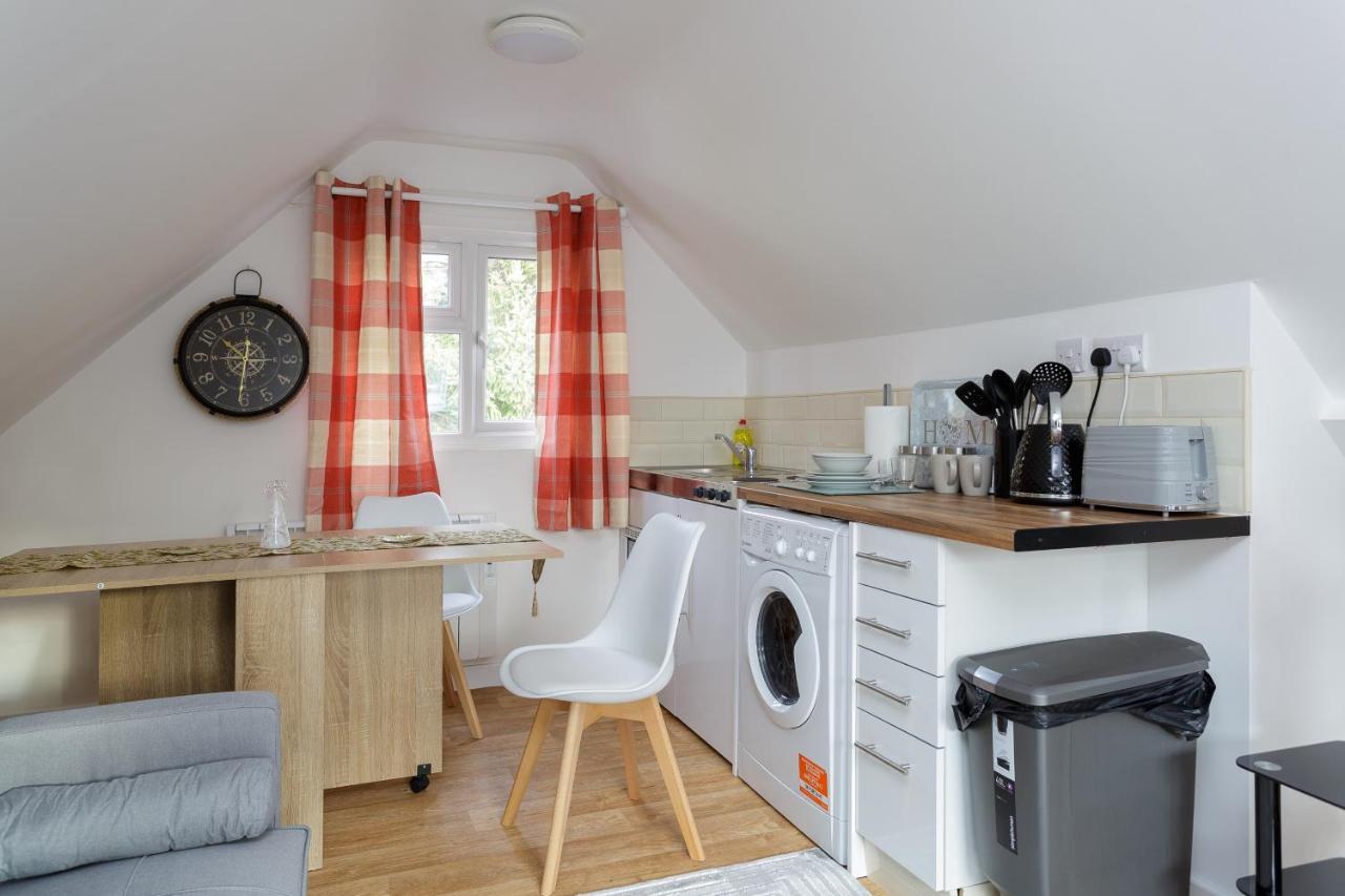 Luxury Burgess Apartments Close To Soton General Hospital Саутхамптън Стая снимка