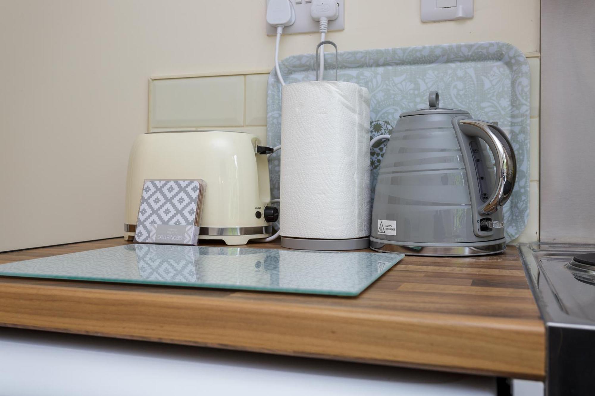 Luxury Burgess Apartments Close To Soton General Hospital Саутхамптън Стая снимка